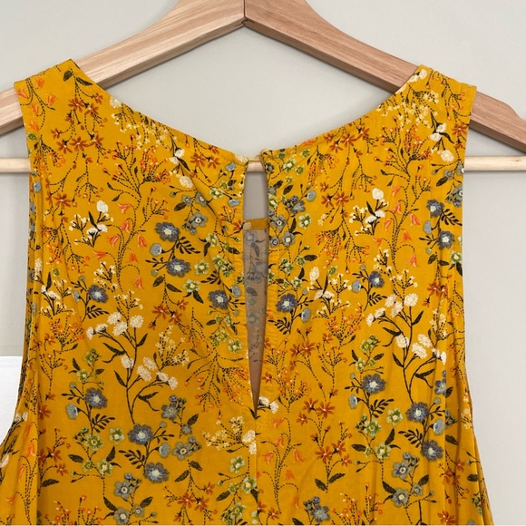 Old Navy Floral Yellow Dress - Picture 5 of 7